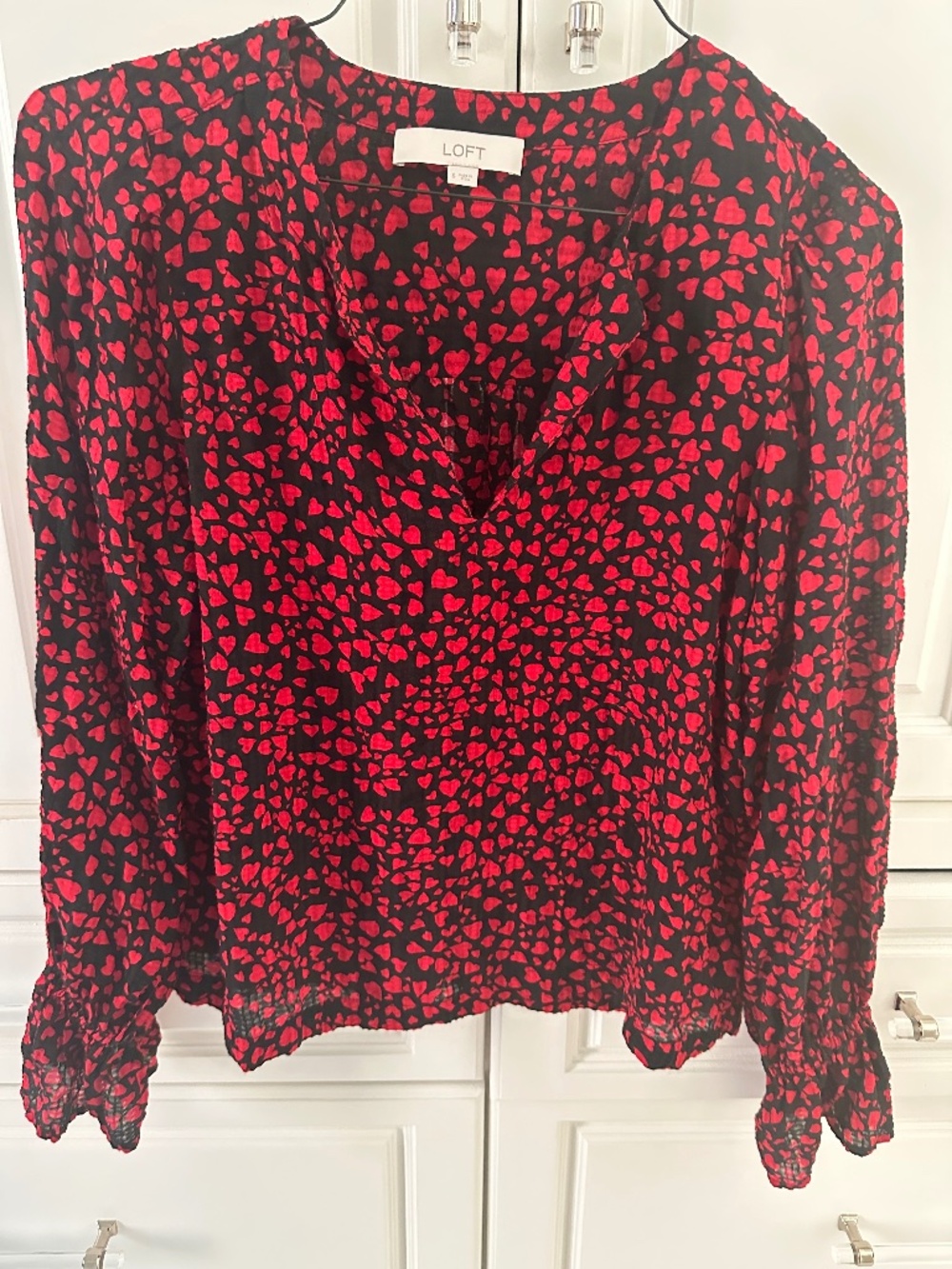 EUC Loft Heart Blouse - women’s size Small